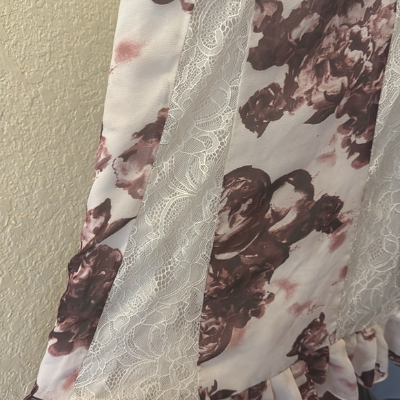 BCBGeneration White and Brown Lace Dress - Picture 5 of 5